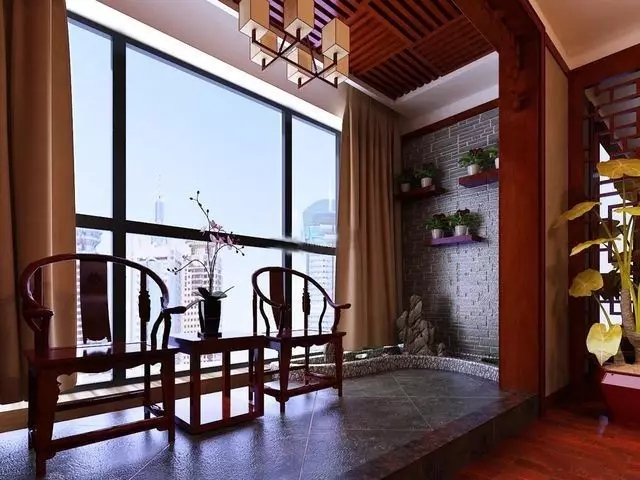 一方陽(yáng)臺(tái)，一處天晴。